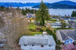 640 Wyngaert Road  Gibsons, BC V0N 1V9