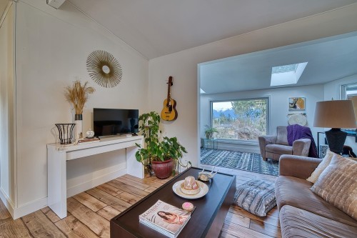 640 Wyngaert Road, Gibsons, BC 