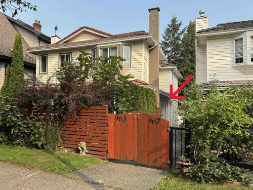 963 11Th Avenue E, Vancouver, BC 