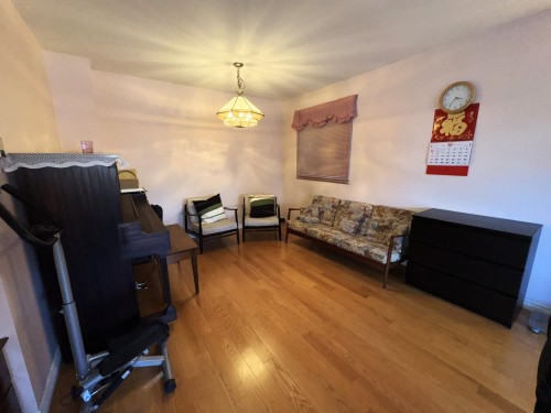 963 11Th Avenue E, Vancouver, BC 