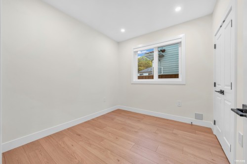 2-3090 Vanness Avenue, Vancouver, BC 