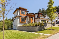 2961 Eaglecrest Drive  Anmore, BC V3H 0J4