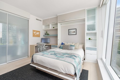 601-1499 Pender Street W, Vancouver, BC 