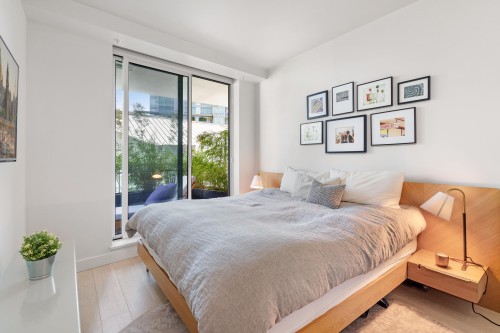 601-1499 Pender Street W, Vancouver, BC 