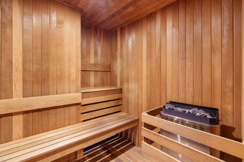 601-1499 Pender Street W, Vancouver, BC 