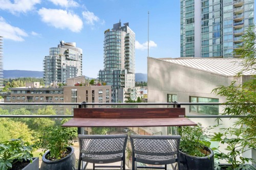 601-1499 Pender Street W, Vancouver, BC 