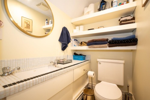 1119 Pendrell Street, Vancouver, BC 