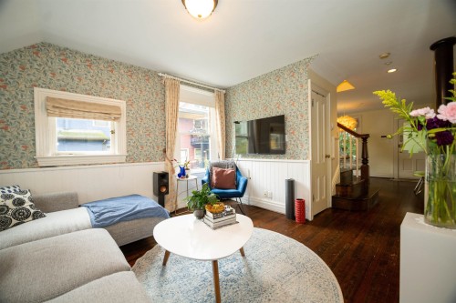 1119 Pendrell Street, Vancouver, BC 