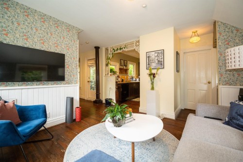 1119 Pendrell Street, Vancouver, BC 