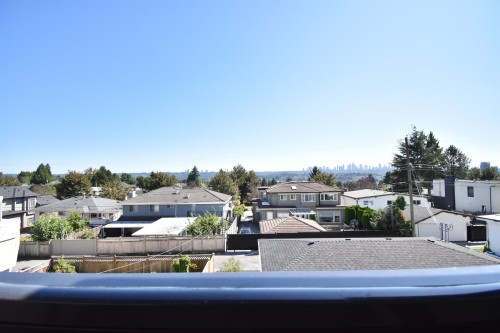 6252 Kitchener Street, Burnaby, BC 