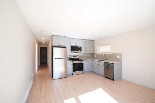 6252 Kitchener Street, Burnaby, BC 