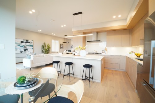 6252 Kitchener Street, Burnaby, BC 