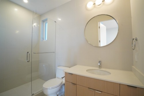 6252 Kitchener Street, Burnaby, BC 