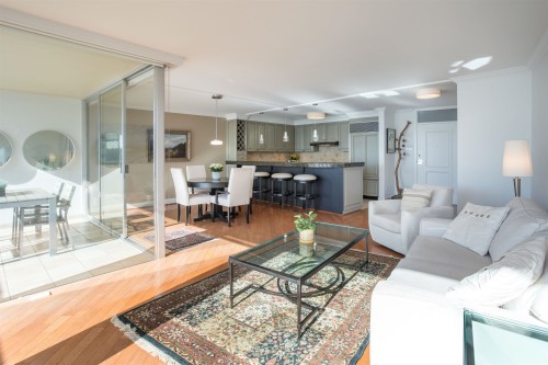 902-2135 Argyle Avenue, West Vancouver, BC 