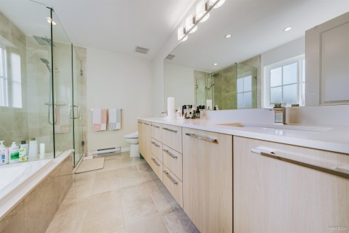 16-5311 Admiral Way, Delta, BC 