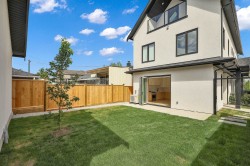 2-3695 26 Avenue E Vancouver, BC V5R 2M7