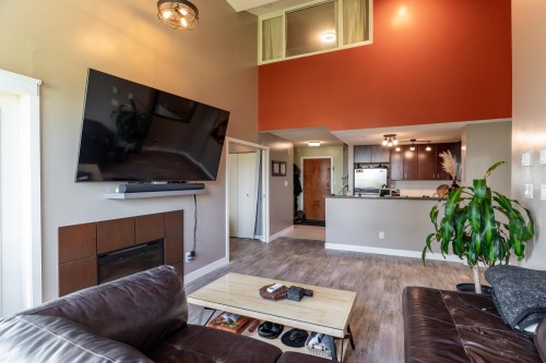 415-6888 Southpoint Drive, Burnaby, BC 