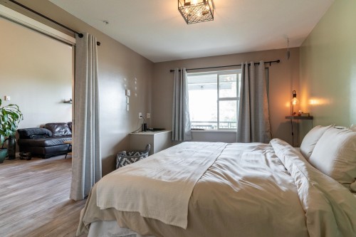 415-6888 Southpoint Drive, Burnaby, BC 