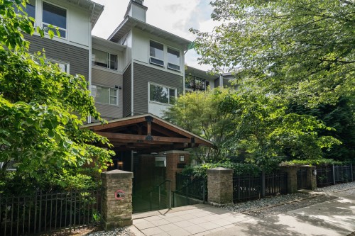 415-6888 Southpoint Drive, Burnaby, BC 