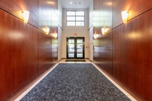 415-6888 Southpoint Drive, Burnaby, BC 