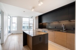 2102-1289 Hornby Street  Vancouver, BC V6Z 0G7