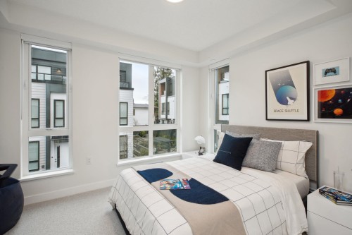 201-715 Ducklow Street, Coquitlam, BC 