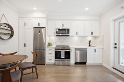 417-12109 223 Street  Maple Ridge, BC V2X 5Y6