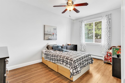 943 Harris Avenue, Coquitlam, BC 