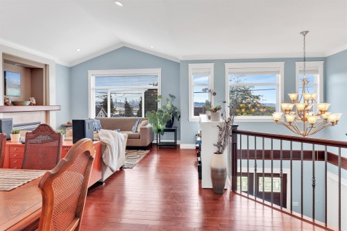 943 Harris Avenue, Coquitlam, BC 