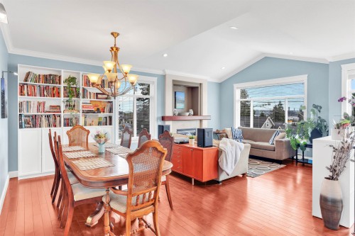 943 Harris Avenue, Coquitlam, BC 