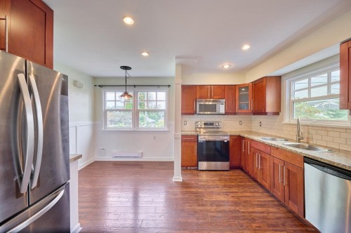 102 Durham Street, New Westminster, BC 