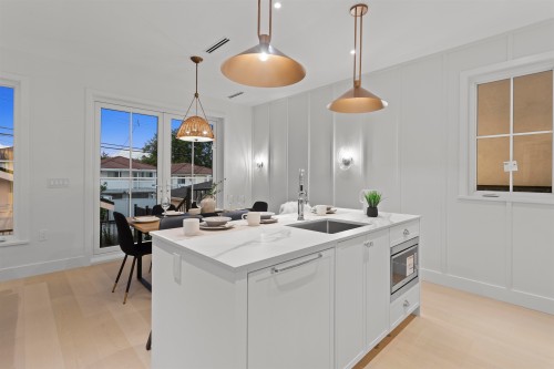 2-4315 Albert Street, Burnaby, BC 