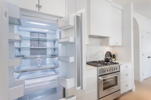 2-4315 Albert Street, Burnaby, BC 