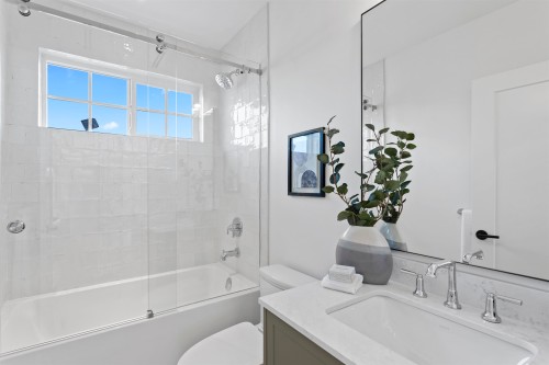 2-4315 Albert Street, Burnaby, BC 