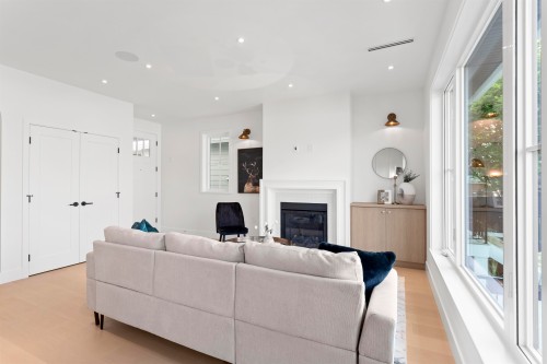 2-4315 Albert Street, Burnaby, BC 