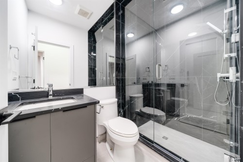 817 Cornell Avenue, Coquitlam, BC 