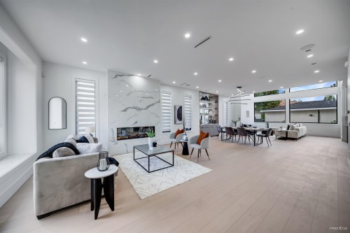 819 Cornell Avenue, Coquitlam, BC 