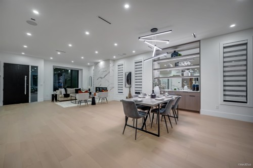 819 Cornell Avenue, Coquitlam, BC 