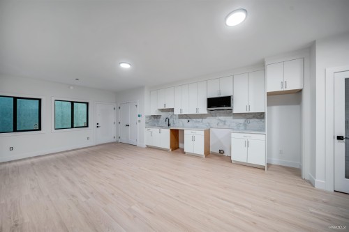 819 Cornell Avenue, Coquitlam, BC 