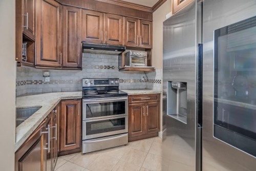 4942 60A Street, Delta, BC 