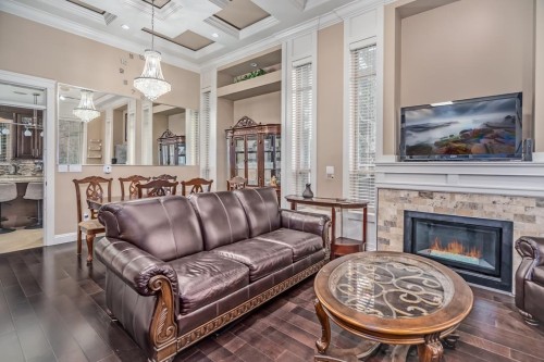 4942 60A Street, Delta, BC 