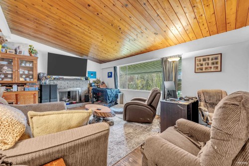 5018 57 Street, Ladner, BC 