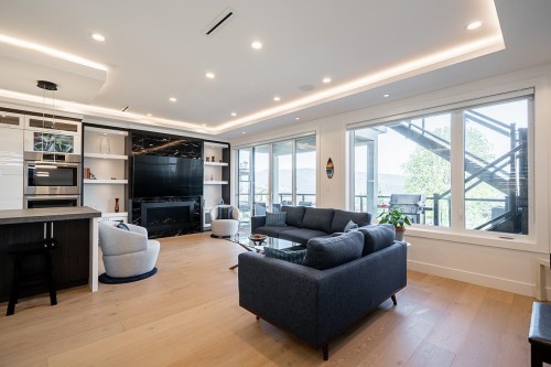 26 Holdom Avenue, Burnaby, BC 