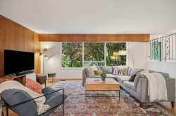 2174 Hoskins Road  North Vancouver, BC V7J 3A3