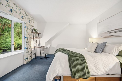 2174 Hoskins Road, North Vancouver, BC 