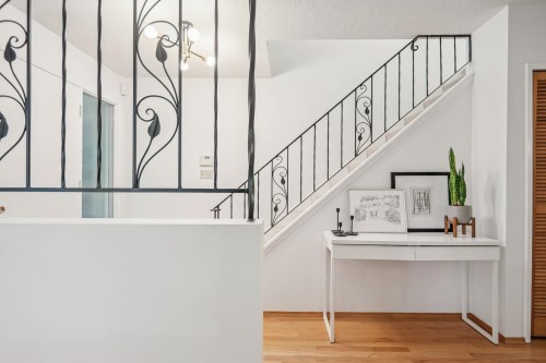 2174 Hoskins Road, North Vancouver, BC 