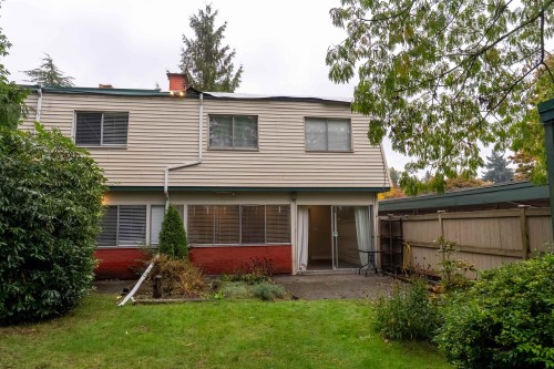 2645 Westview Drive  North Vancouver, BC V7N 3X1