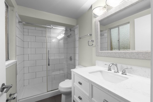 2645 Westview Drive, North Vancouver, BC 