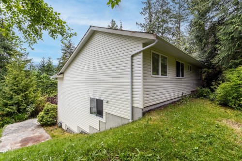 5803 Marine Way, Sechelt, BC 