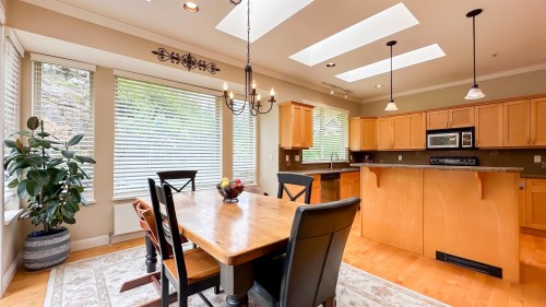 158 Stonegate Drive, West Vancouver, BC 